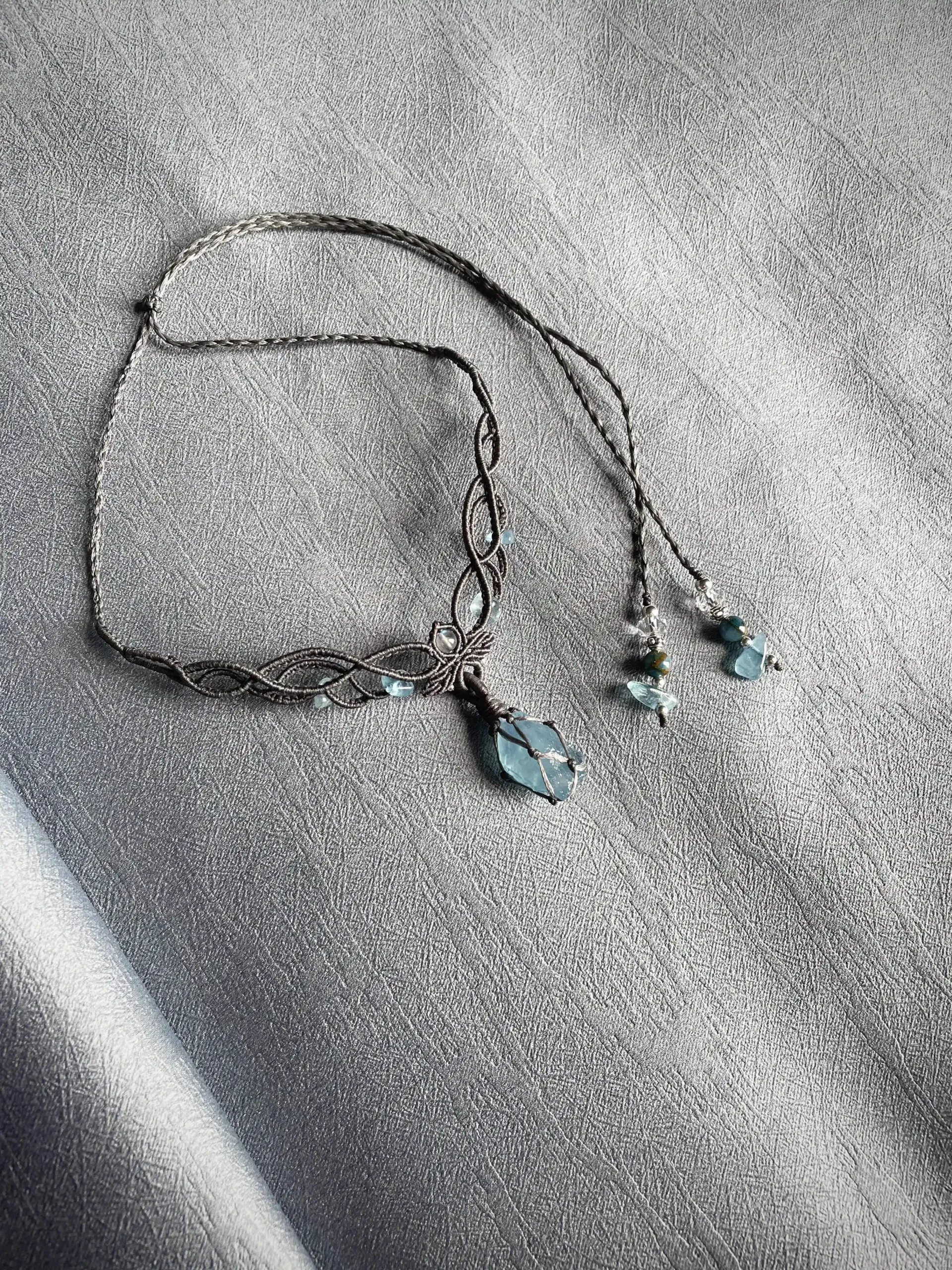 aquamarine woven necklace (3)
