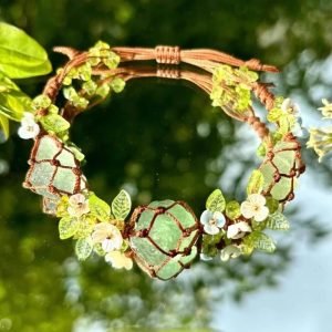 handmade green fluorite macrame bracelet (1)