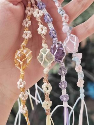 macrame friendship bracelet (5)