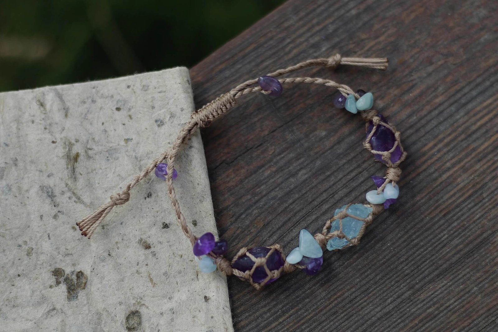 minimalist amethyst and aquamarine woven bracelet (2)